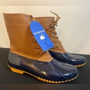 Woman’s Waterproof Boots ~ Size 8.5 💙 Blue and Brown ~ Soft Interior Lining ~NWT